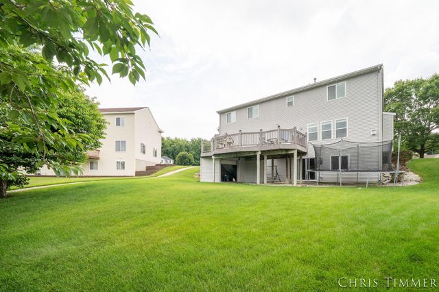 1877 Sun Park Drive, Zeeland, MI 49464
