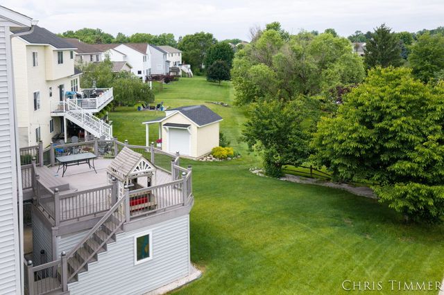 1877 Sun Park Drive, Zeeland, MI 49464