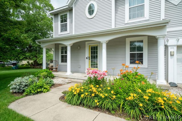 1877 Sun Park Drive, Zeeland, MI 49464