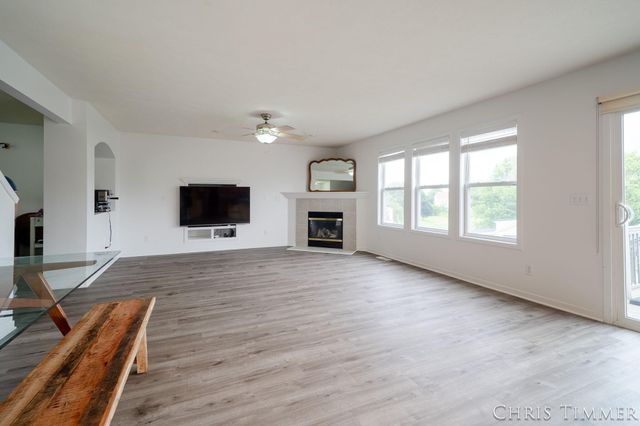 1877 Sun Park Drive, Zeeland, MI 49464