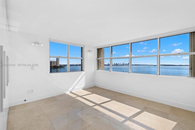 1420 Brickell Bay Dr 1001A, Miami, FL 33131