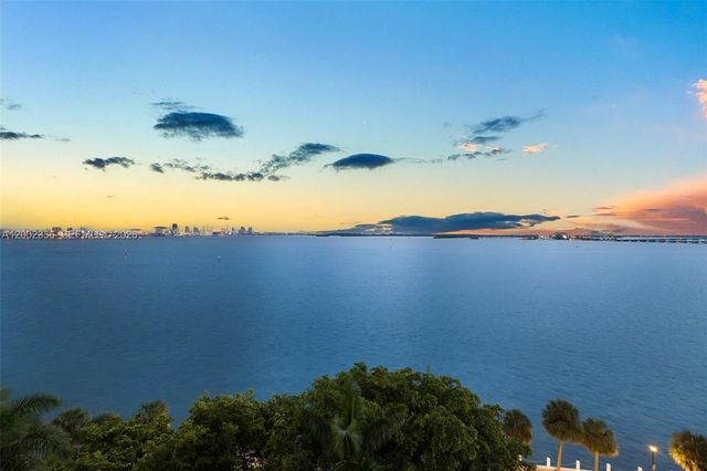 1420 Brickell Bay Dr 1001A, Miami, FL 33131