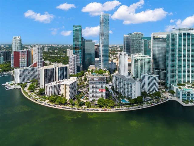 1420 Brickell Bay Dr 1001A, Miami, FL 33131
