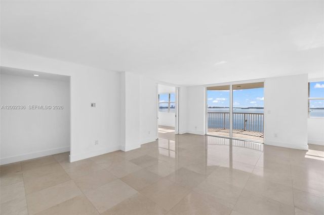 1420 Brickell Bay Dr 1001A, Miami, FL 33131
