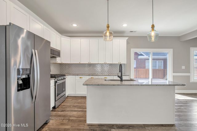 825 Mandolin Court, Fayetteville, NC 28305