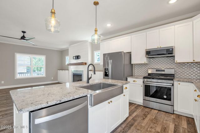 825 Mandolin Court, Fayetteville, NC 28305