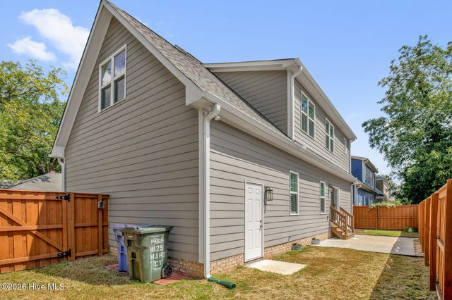 825 Mandolin Court, Fayetteville, NC 28305