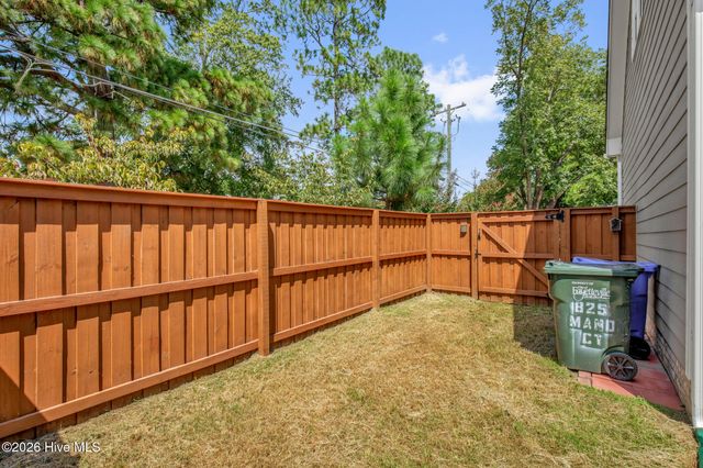 825 Mandolin Court, Fayetteville, NC 28305