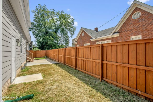 825 Mandolin Court, Fayetteville, NC 28305