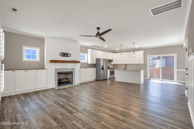 825 Mandolin Court, Fayetteville, NC 28305