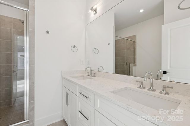 5039 Dutchess Drive 47, Charlotte, NC 28217