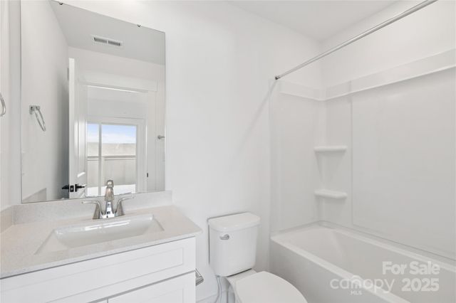 5039 Dutchess Drive 47, Charlotte, NC 28217