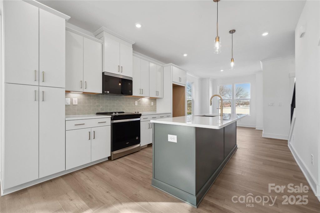 5039 Dutchess Drive 47, Charlotte, NC 28217