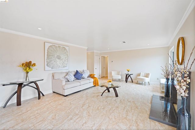 53 Marshall Way, Vallejo, CA 94589