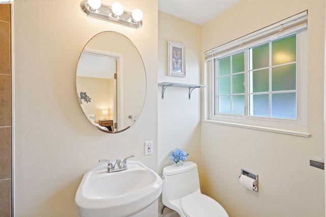 53 Marshall Way, Vallejo, CA 94589
