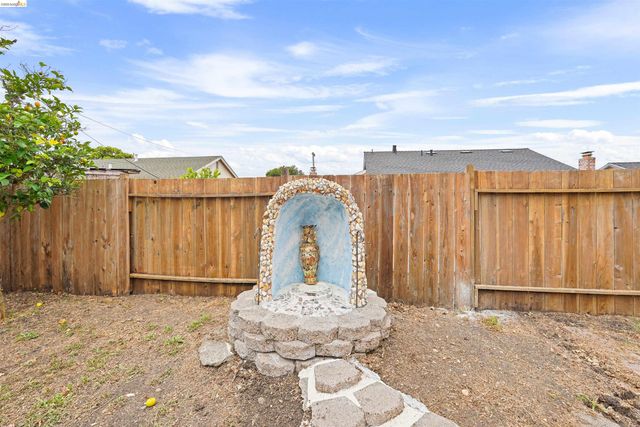 53 Marshall Way, Vallejo, CA 94589