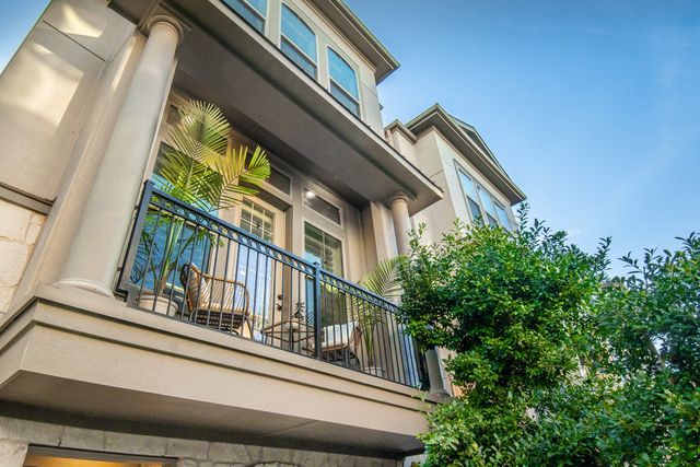 5160 Artemesia Lane, Dallas, TX 75209