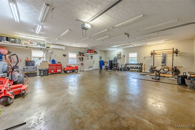 950 EMERALD MOUNTAIN Parkway, Wetumpka, AL 36093