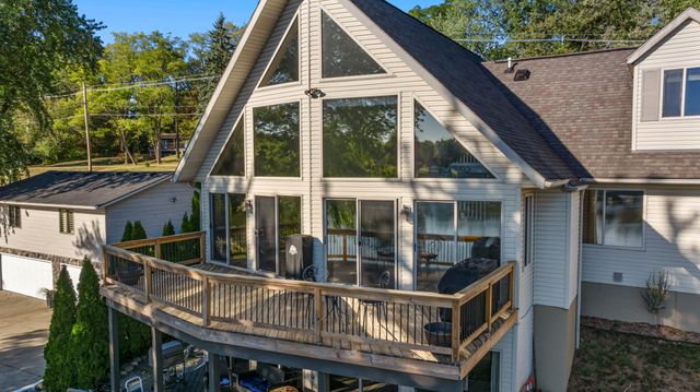 11912 N Waldron Road, Somerset Twp, MI 49249