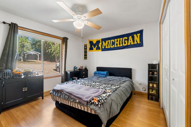 11912 N Waldron Road, Somerset Twp, MI 49249