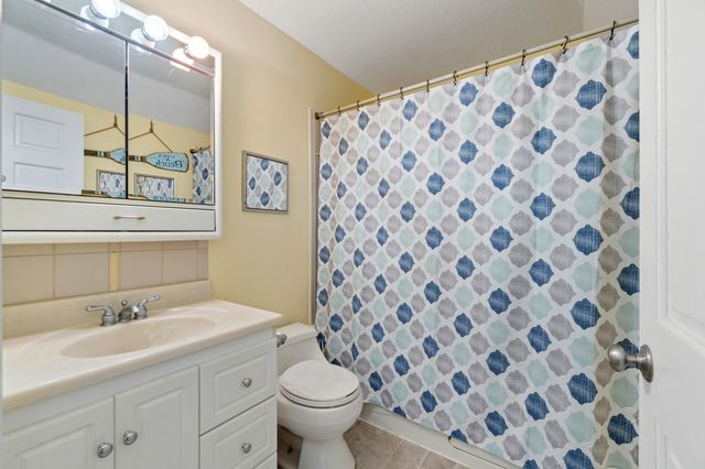 11912 N Waldron Road, Somerset Twp, MI 49249