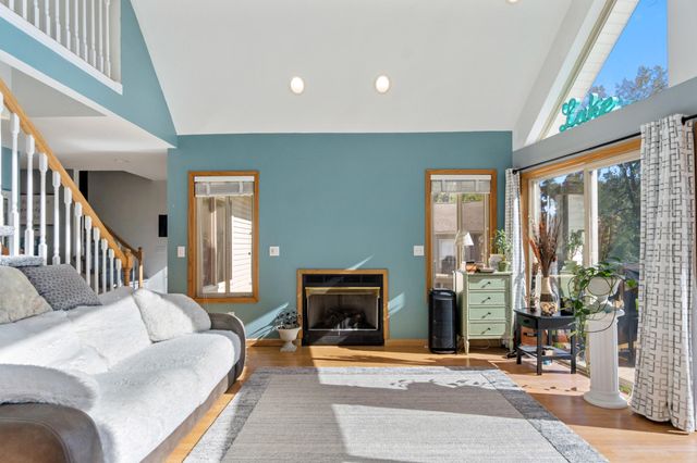 11912 N Waldron Road, Somerset Twp, MI 49249