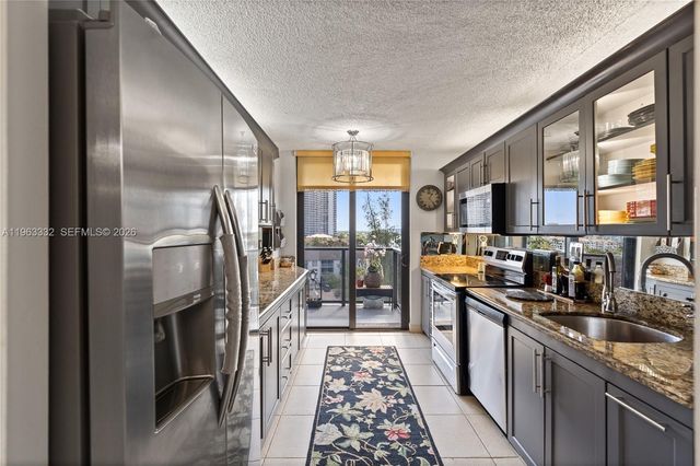 18151 NE 31st Court 701, Aventura, FL 33160