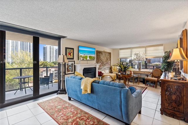 18151 NE 31st Court 701, Aventura, FL 33160
