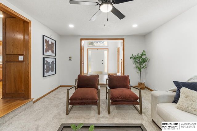 3605 S 94th Street, Omaha, NE 68124