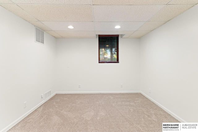 3605 S 94th Street, Omaha, NE 68124