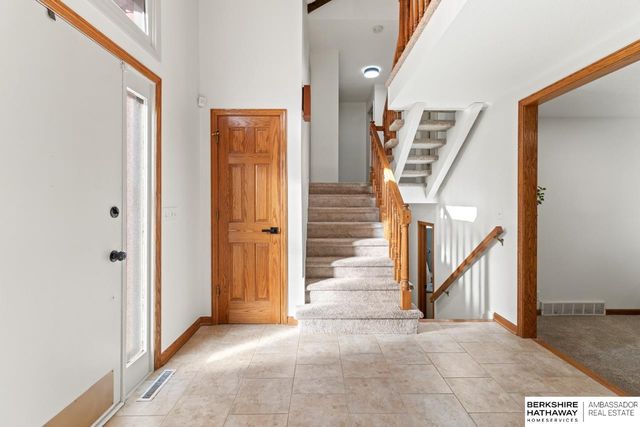 3605 S 94th Street, Omaha, NE 68124