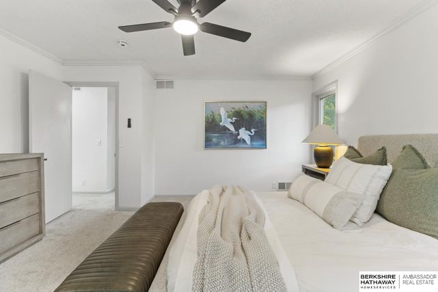 3605 S 94th Street, Omaha, NE 68124