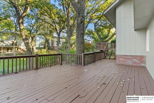 3605 S 94th Street, Omaha, NE 68124