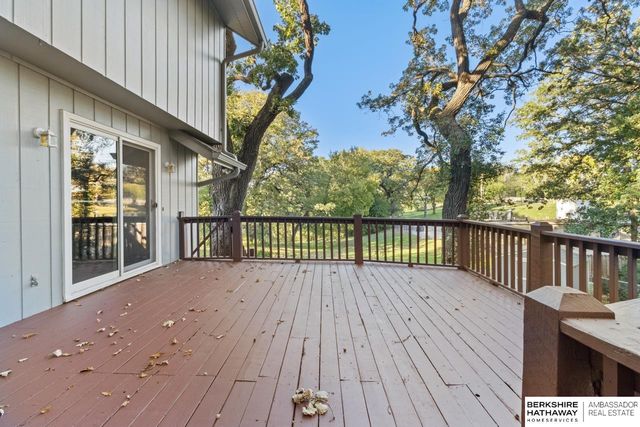 3605 S 94th Street, Omaha, NE 68124