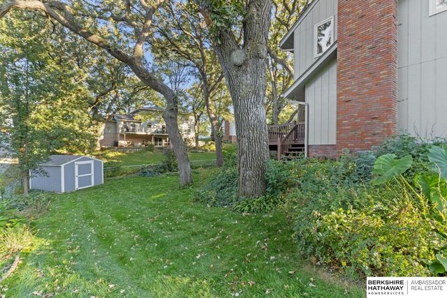 3605 S 94th Street, Omaha, NE 68124