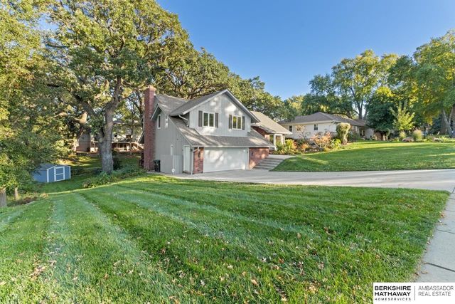 3605 S 94th Street, Omaha, NE 68124