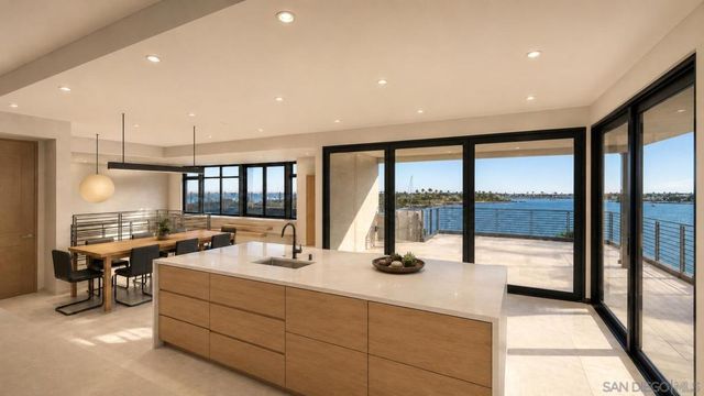 827 Rosecrans St, San Diego, CA 92106