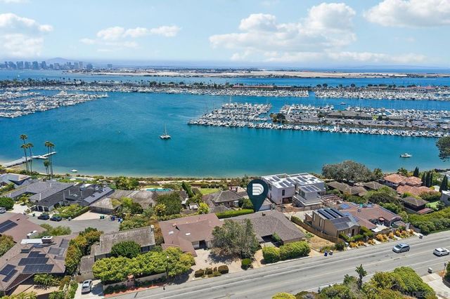 827 Rosecrans St, San Diego, CA 92106