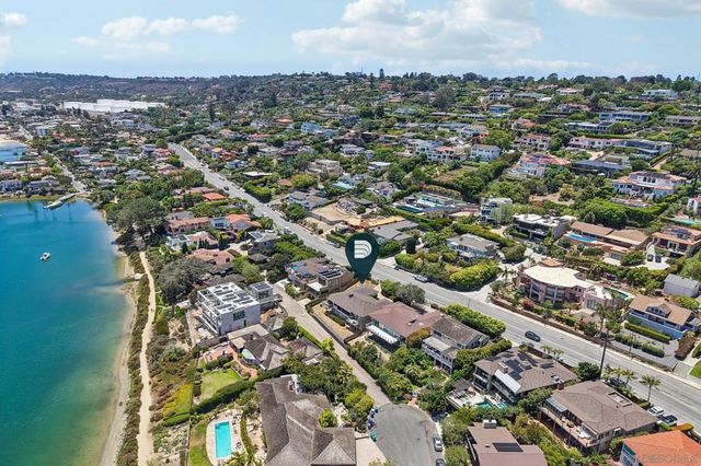 827 Rosecrans St, San Diego, CA 92106