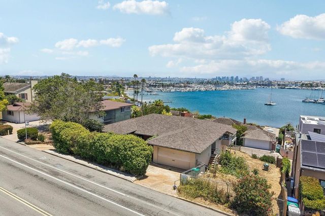 827 Rosecrans St, San Diego, CA 92106
