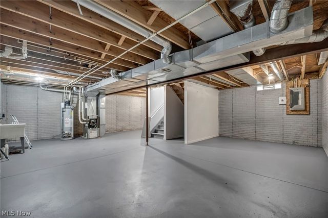 645 Eddy Road, Cleveland, OH 44108