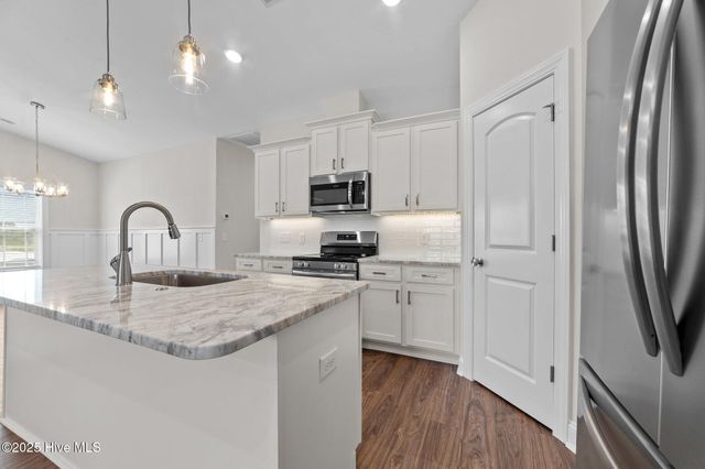 4228 Laurel Ridge Drive B, Greenville, NC 27834