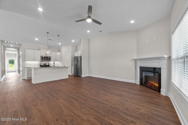 4228 Laurel Ridge Drive B, Greenville, NC 27834