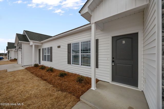 4228 Laurel Ridge Drive B, Greenville, NC 27834