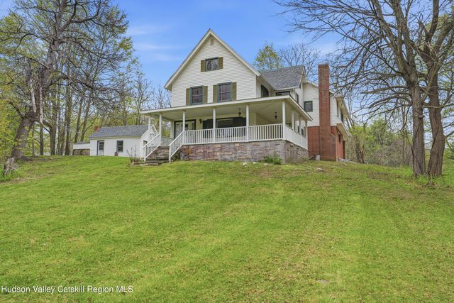 340 Vineyard Avenue, Highland, NY 12528