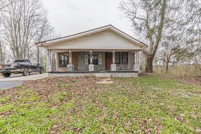 5717 Hwy 301, Trenton, GA 30752