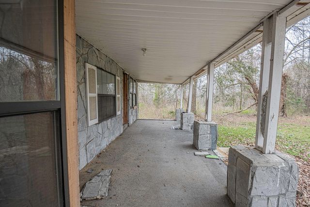 5717 Hwy 301, Trenton, GA 30752