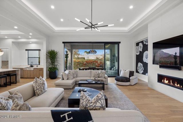 6416 E CALLE CAMELIA --, Scottsdale, AZ 85251