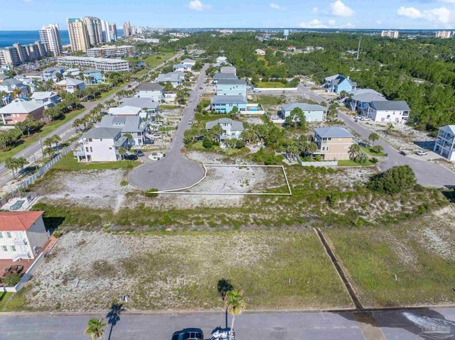 800 Sailfish Ct, Perdido Key, FL 32507