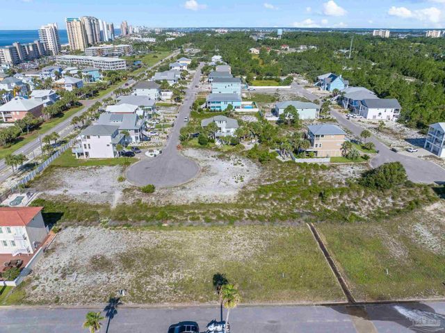 800 Sailfish Ct, Perdido Key, FL 32507